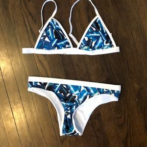 Swimsuit size large. Like new